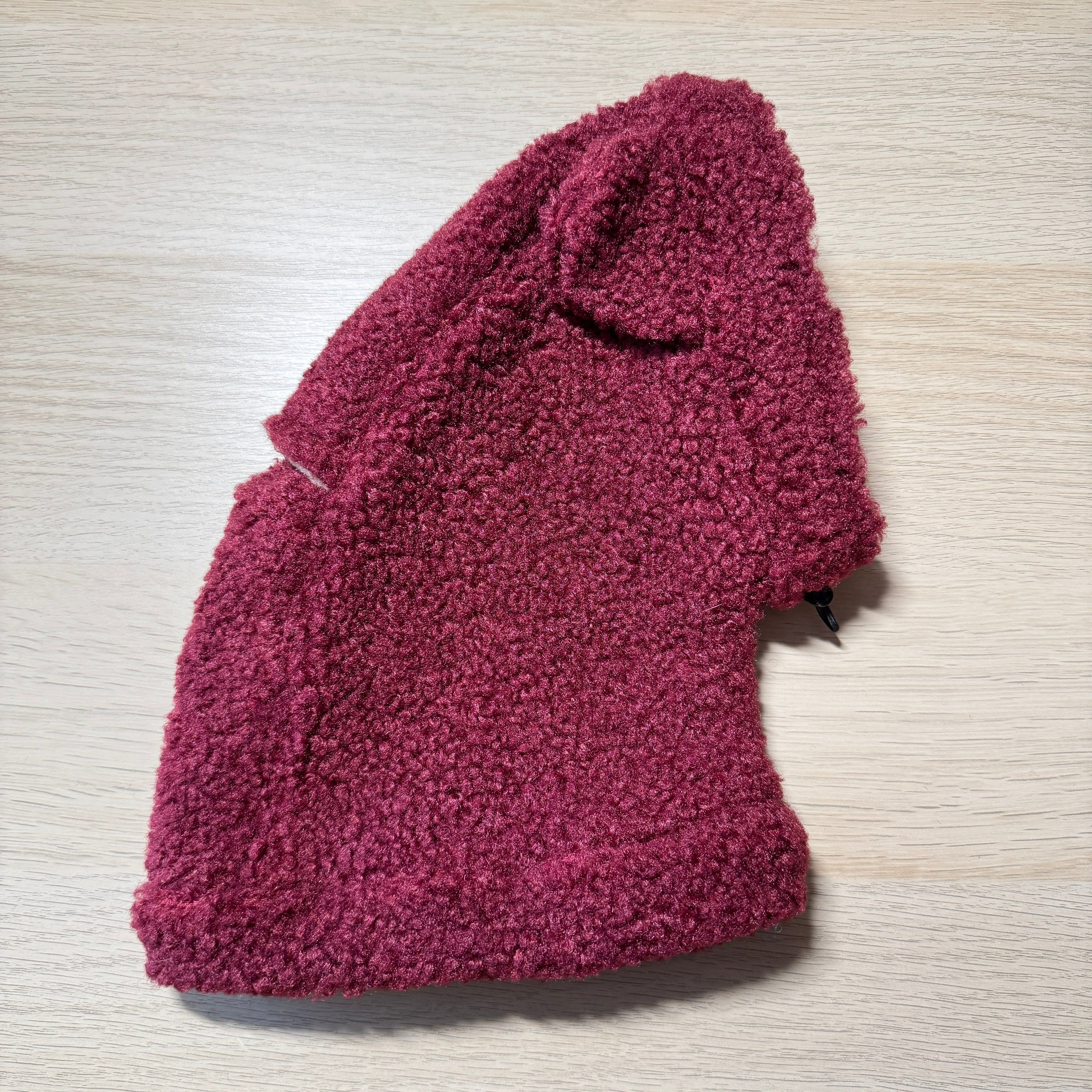Red Teddy snood (M)